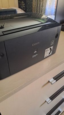 Продаётся принтер Canon LBP3010B
