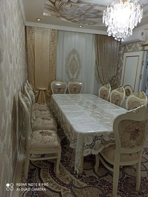 Столы стулья для гостиной
