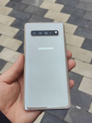 Samsung Galaxy S10+ 5G