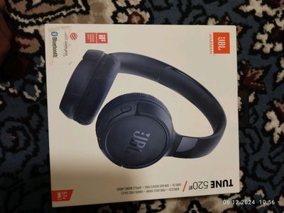 JBL 520ВТ