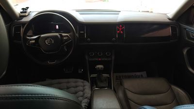 Şkoda kodiaq sotiladi full komplektatsiya