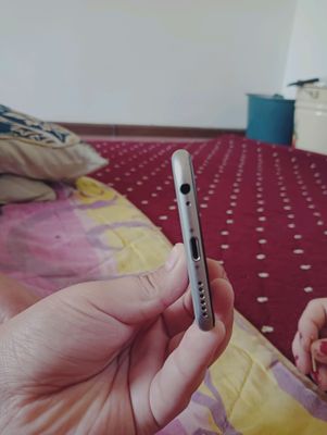 iPhone 6 yonks 80 radnoy hamma joyi radnoy