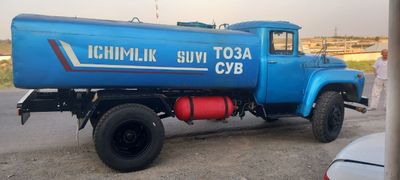 Zil 130 vadavoz sotiladi ishga tayyor