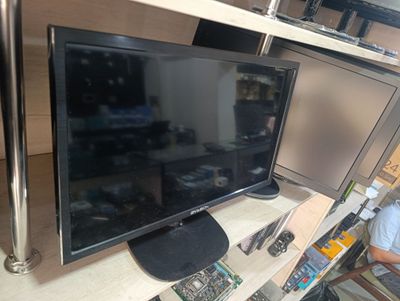 Monitor 21,5" led Avtech! Yaxshi holatda!