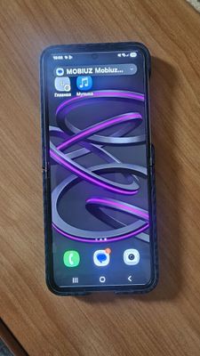Samsung Galaxy z flip 6 ideal holatda