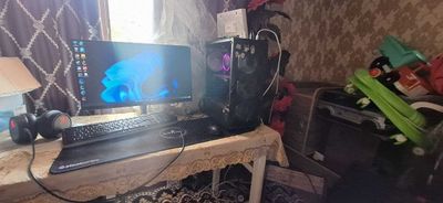Moshniy kompyuter