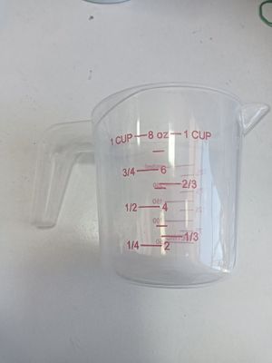 Мерный стакан. o'lchagichli stakan plastic
