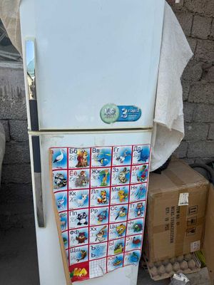 Холодильник продается