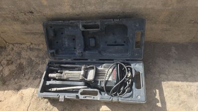 Продаётся отбойный молоток BOSCH GSH16 Professional б/у