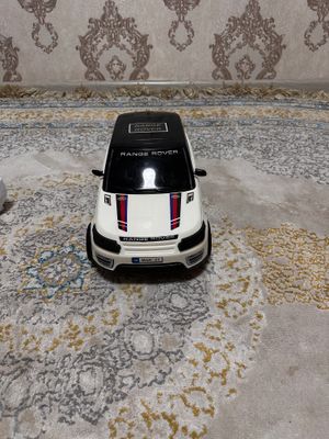 Новая  Машинка  RangeRover