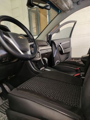 Captiva 4 Avtomat kraskasi toza 2017 yil benzin sotiladi.