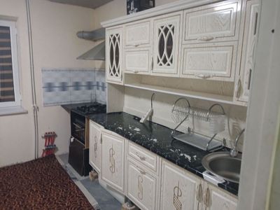 Arenda Kvartira Izzat 1 xona 250$
