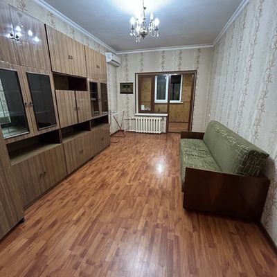 Сдаётся 2в3/2/2,болкон 2×6, Дом быта, ул. Шукура Бурханова ! .