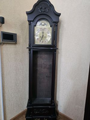 Стоящий саат сатылады. 350 000 сум