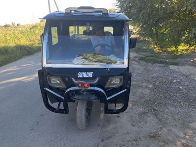 Shidat Moto sotiladi