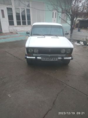 Vaz 2106 sotiladi