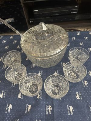 Продается винтаж: хрустальная крюшенница с 6 -ю чашками