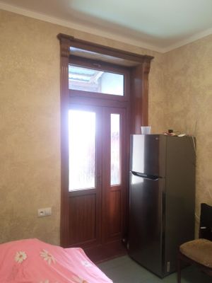 Продам дверь пластиковую б/у