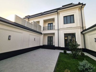 Ор-р: Центр Луначарский, Турон Продается Новый Евро Дом 3.соток 480м2