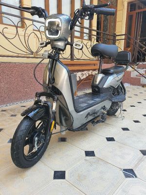 Скутер рабочий 4 аккумуляторлик