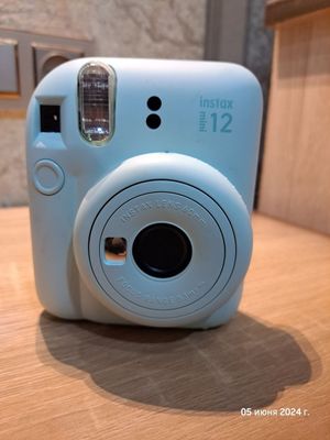 Флтоаппарат fujifilm instax mini 12