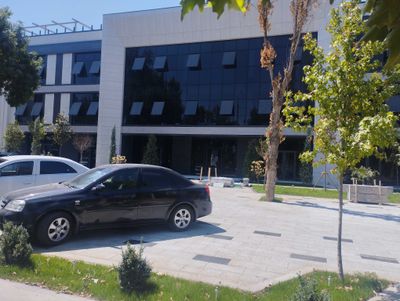 Задается помещение 1150 квадратных метров, на первом этаже