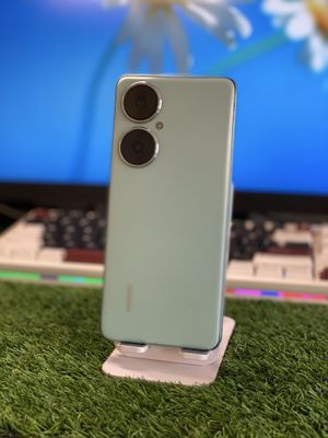 Huawei Nova 11 ideal dastavka xizmati bor