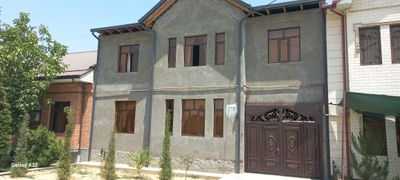 Участка сотилади 4.35 сотих .8 хона