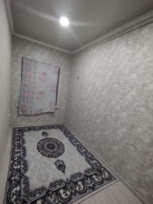 400$ ижарага 3хона. Миробод тумани, ок йул кучаси 325 Уй.