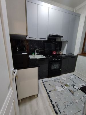 Аренда 2 комнатная новостройка Хамза с удобствами
