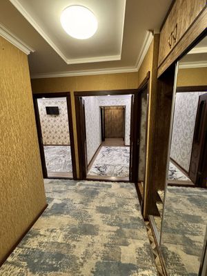 Arenda yakasaroy tuman rakat masjidga yaqin 4 xona 2 etaj 900$