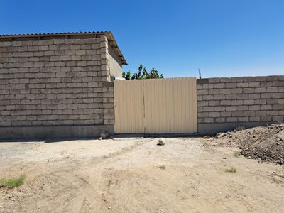 Термиз туман сентир камаздан 4 хонали 4 сутихли ховли срочна сотилади.