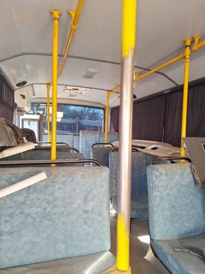 ISUZU AVTOBUS KABINASI ZOʻR XOLATDAyili 2010siroshi sotiladi