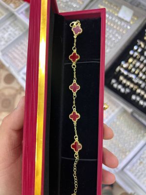 Van cleef braslet bujiteriya