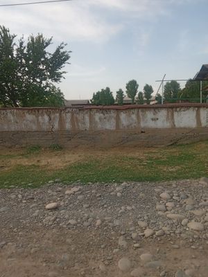 3 sotik yer sotiladi yerni narxi 13.000$ sotigi