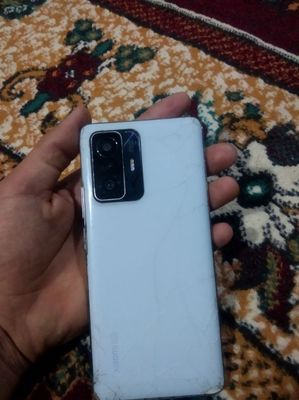 Tel holati yaxshi 50 minli rasxod bor orqa kirishka singan kelisham