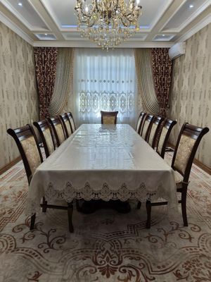 гостиный комплект, стол и 12 стульев
