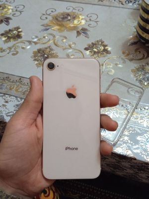 iphone 8 64 gb yomqs 100% yangi qoyilgan pastki qnopkasi ishlamidi