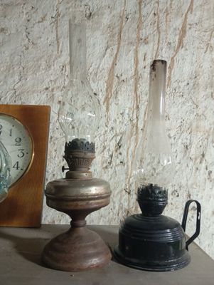 Киросиновые лампы старинные 2 штуки