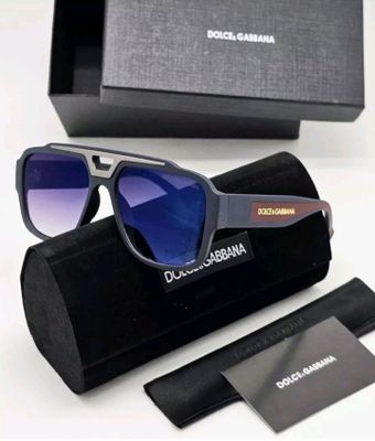 Солнцезащитные очки Dolce & Gabbana,новые,брэнд