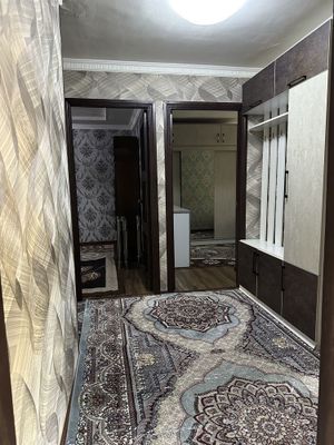 Mirzo Ulugbek Metro buyuk ipak yuli oldida