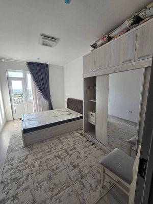 Maksim Gorkiy metrosi yonida bezmakler arenda kv