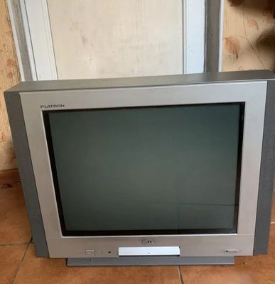 LG televizor sotiladi