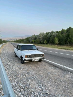 vaz2107 sotiladi