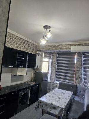 Atlasdi yonidan yangi domdan 2 xona 2 qavat ejaraga beriladi