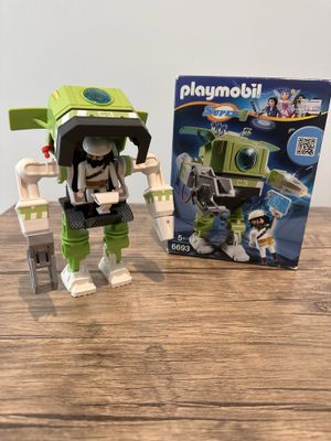 Набор playmobil робот с фигуркой