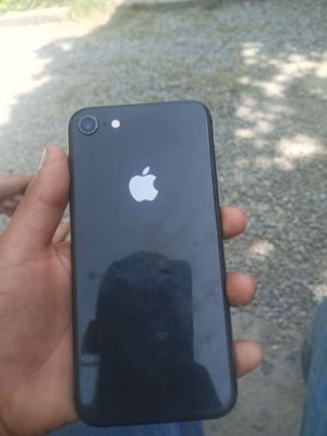 iphone 8yonks 100% narhi 100 hotira 128 kelishamiz