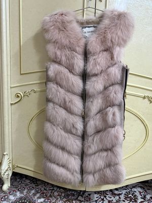 Продам верхнюю одежду