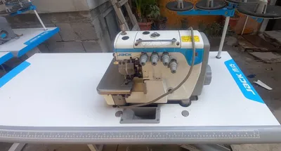 Tikuv mashinasi sotiladi