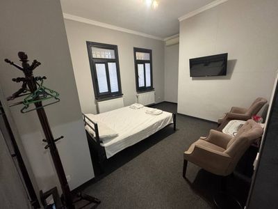 Kunlik kvartira, hotel/hostel